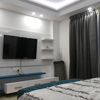 https://arushiprojects.in/wp-content/uploads/2021/11/interiordesign-03-340x340.jpg