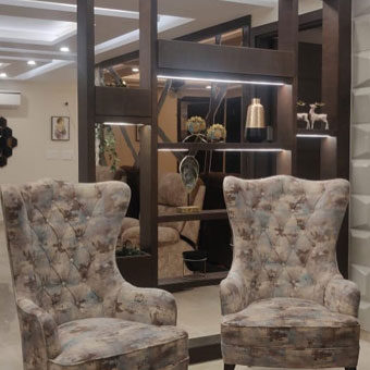 https://arushiprojects.in/wp-content/uploads/2021/11/interiordesign-04-340x340.jpg